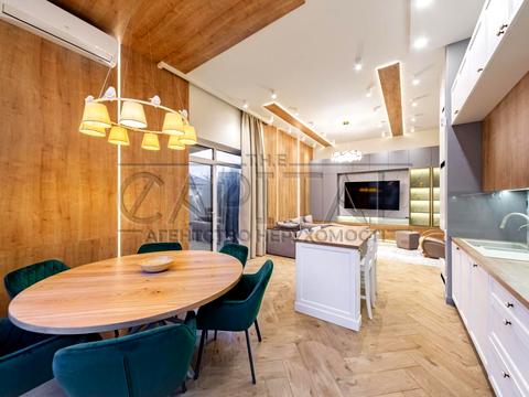 будинок за адресою Зоряна вул.