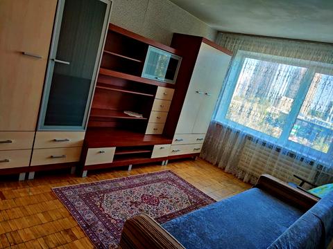 квартира за адресою Академіка Глушкова просп., 18