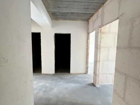 квартира по адресу Защитников ул., 11