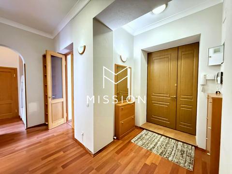 квартира за адресою Банкова вул., 3