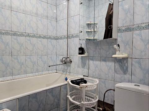 квартира за адресою Богдана Хмельницького просп. (Героїв Сталінграда), 24а