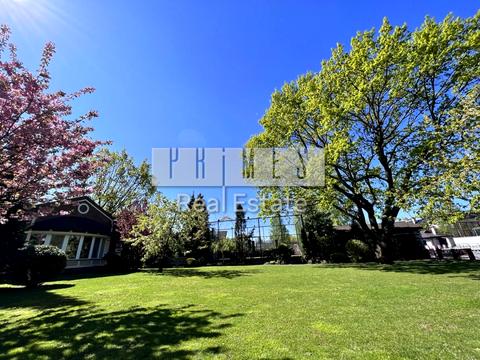 будинок за адресою Столичне шосе