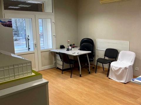 комерційна за адресою Пироговська вул., 7/9в