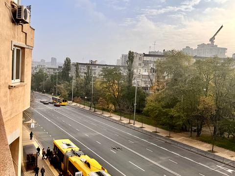 комерційна за адресою Митрополита Василя Липківського вул. (Урицького), 18