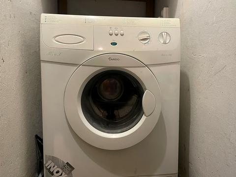 квартира за адресою Володимира Залозецького пров. (Донський), 79