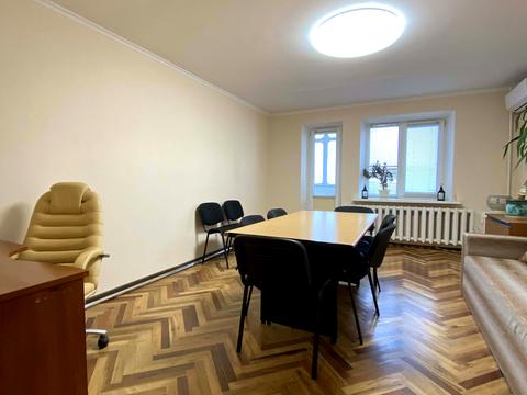 квартира за адресою Святошинська вул., 4