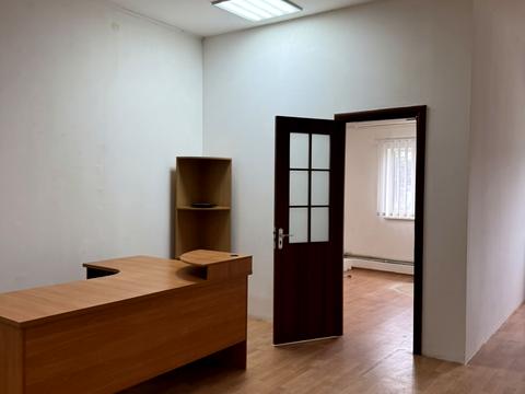 комерційна за адресою Петра Панча вул., 18