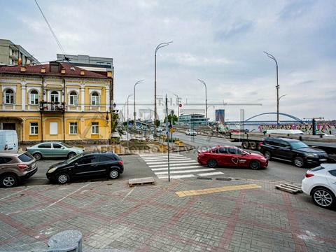 коммерческая по адресу Набережно-Крещатицкая ул., 17/18