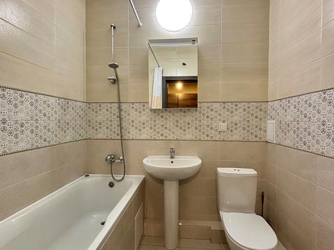 квартира за адресою Сім'ї Кульженків вул. (Петра Дегтяренка), 37