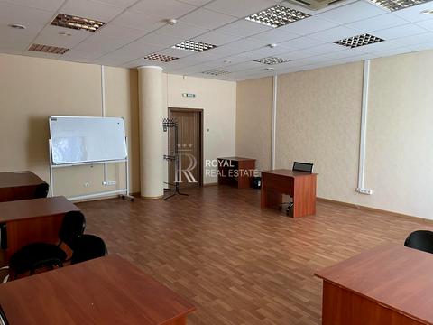 коммерческая по адресу Хрестовый пер. (Николая Гайцана ул.), 2