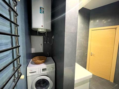 квартира за адресою Шота Руставелі вул., 44
