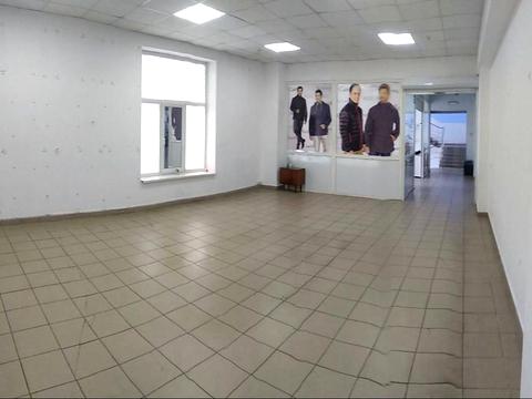 комерційна за адресою Тичини вул., 1