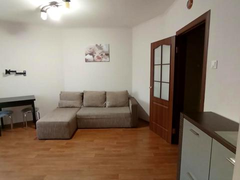 квартира за адресою Софії Русової вул., 1