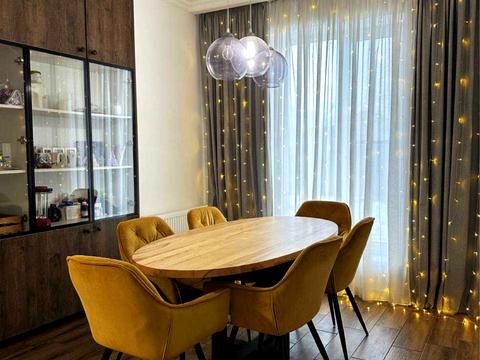 будинок за адресою Жуляни