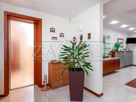 квартира за адресою Кропивницького вул., 10