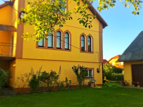 будинок за адресою Вечірня