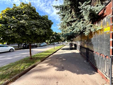 коммерческая по адресу Бориса Лятошинського ул., 11