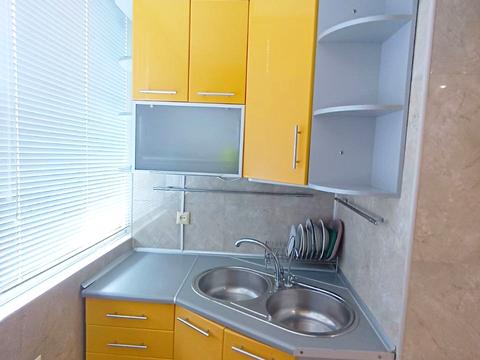 квартира за адресою Космонавтів вул., 66