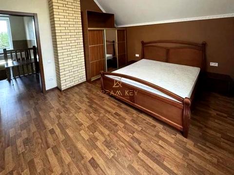 будинок за адресою Центральна вул.