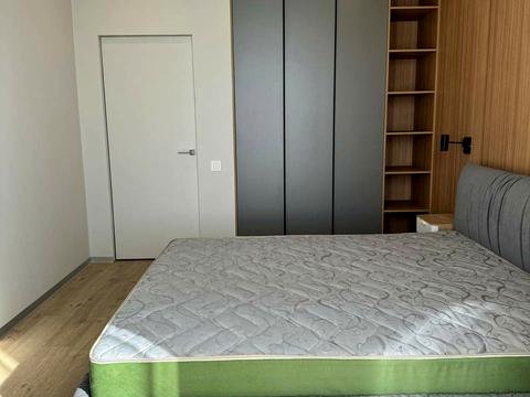 квартира по адресу Домбровського ул., 75