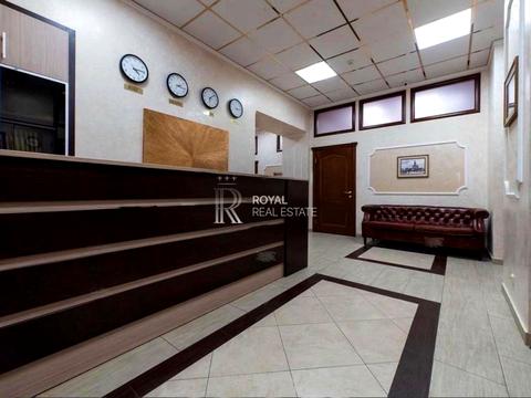 комерційна за адресою Панаса Мирного вул., 1