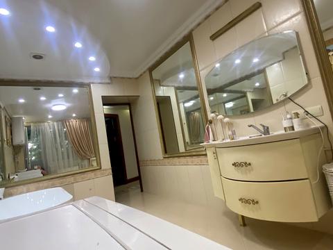 квартира по адресу Стратегическое шоссе (Науки), 24 к 2