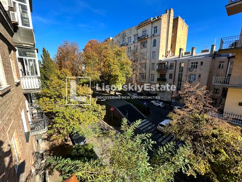 квартира за адресою Костельна вул., 11