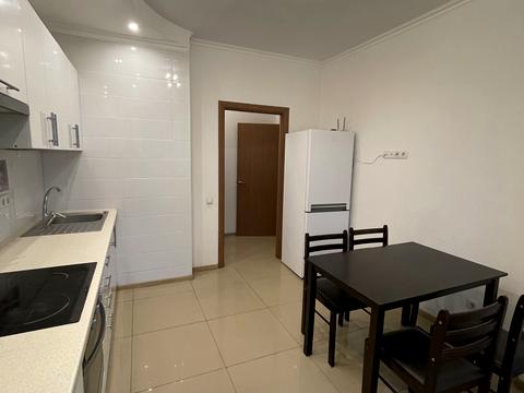 квартира за адресою Бориса Гмирі вул., 14-А