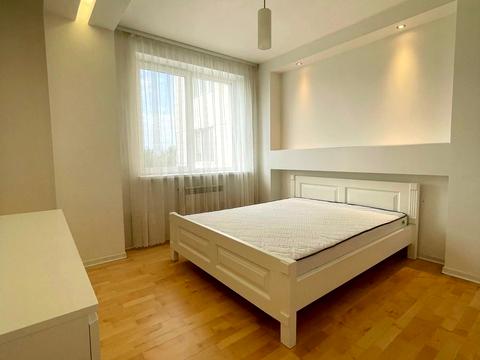 квартира за адресою Миколи Руденка бульв. (Кольцова), 14-Е