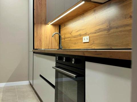 квартира за адресою Причальна вул., 14