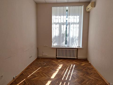 коммерческая по адресу Кловский спуск, 4