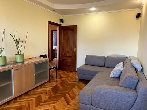 квартира за адресою Композитора Лятошинського вул., 8