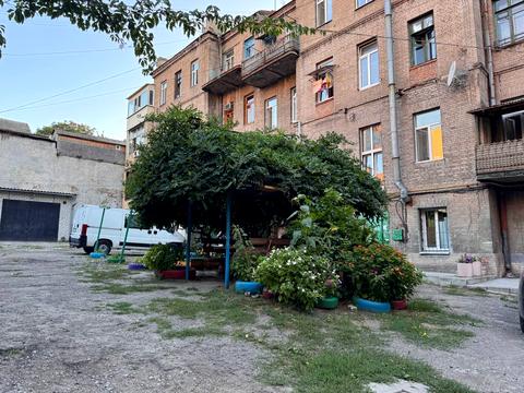 квартира за адресою Майдан Озерний вул. (Боброва), 5