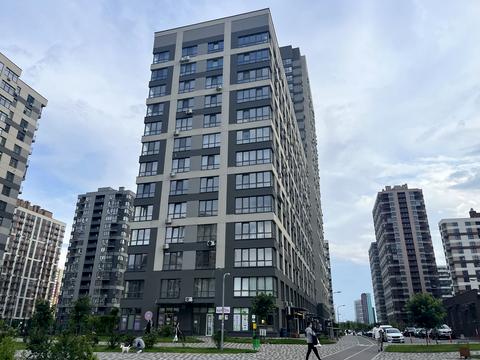 комерційна за адресою Олександра Олеся вул., 4-А