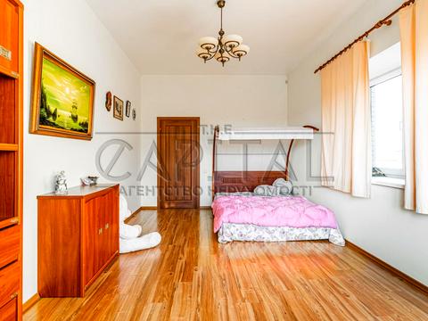 будинок за адресою Виноградна, 1