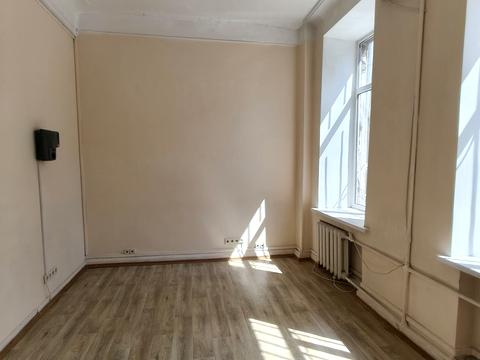 коммерческая по адресу по. Яворницький, 65