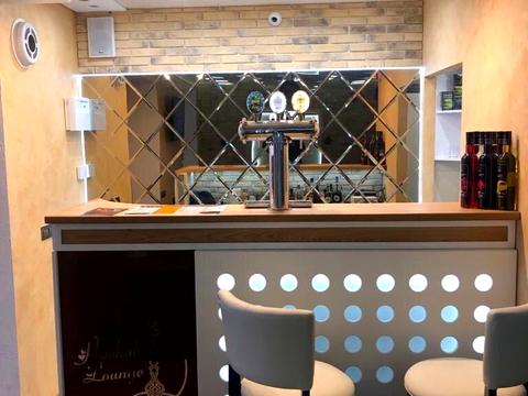 комерційна за адресою Богдана Хмельницького вул., 9-Б
