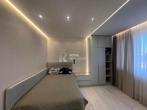 дом по адресу Трояндова