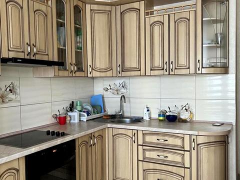квартира за адресою Академіка Глушкова просп., 9-Г