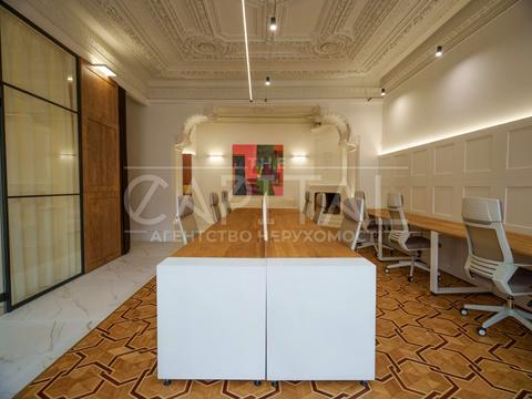 комерційна за адресою Шота Руставелі вул., 22