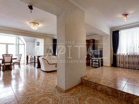 дом по адресу Київська ул.