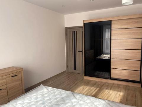 квартира за адресою Івасюка вул., 34