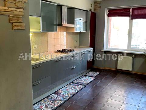 квартира за адресою Шкільна вул., 22-Б