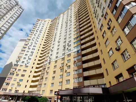 комерційна за адресою Київська вул., 243