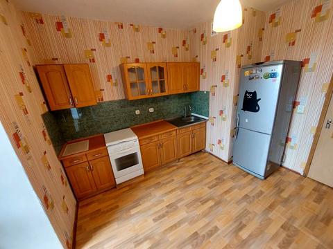 квартира за адресою Прилужна вул., 4/15