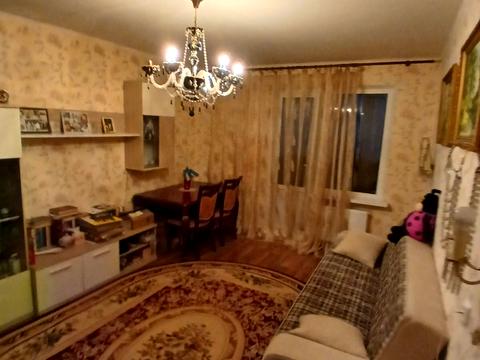 квартира за адресою Милославська вул., 16