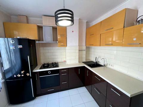 квартира за адресою Райдужний масив вул., 2