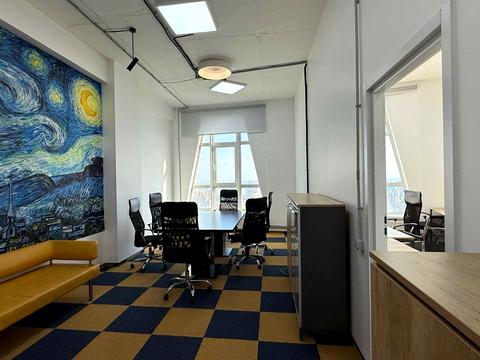 комерційна за адресою Кловський узвіз, 7a