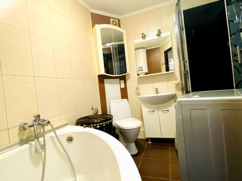 квартира за адресою Свято-Миколаївська вул. (Леніна), 8