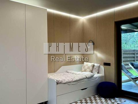 будинок за адресою Лютнева вул.